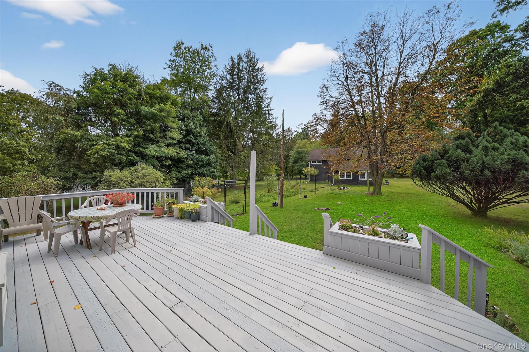 69 Smith Hill Road, Airmont, NY 10952