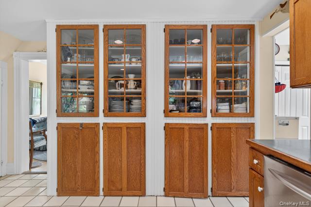 69 Smith Hill Road, Airmont, NY 10952