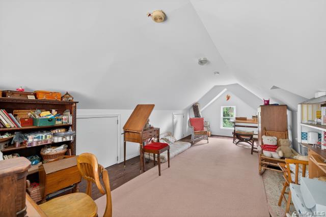 69 Smith Hill Road, Airmont, NY 10952