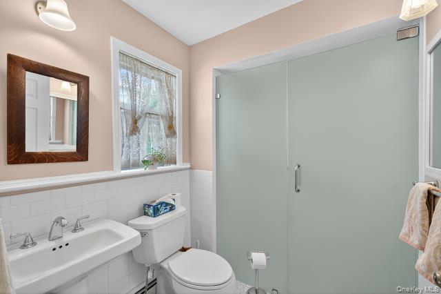 69 Smith Hill Road, Airmont, NY 10952