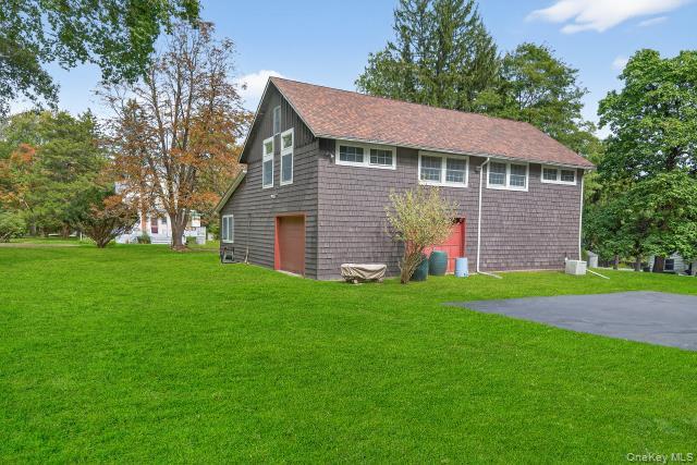 69 Smith Hill Road, Airmont, NY 10952