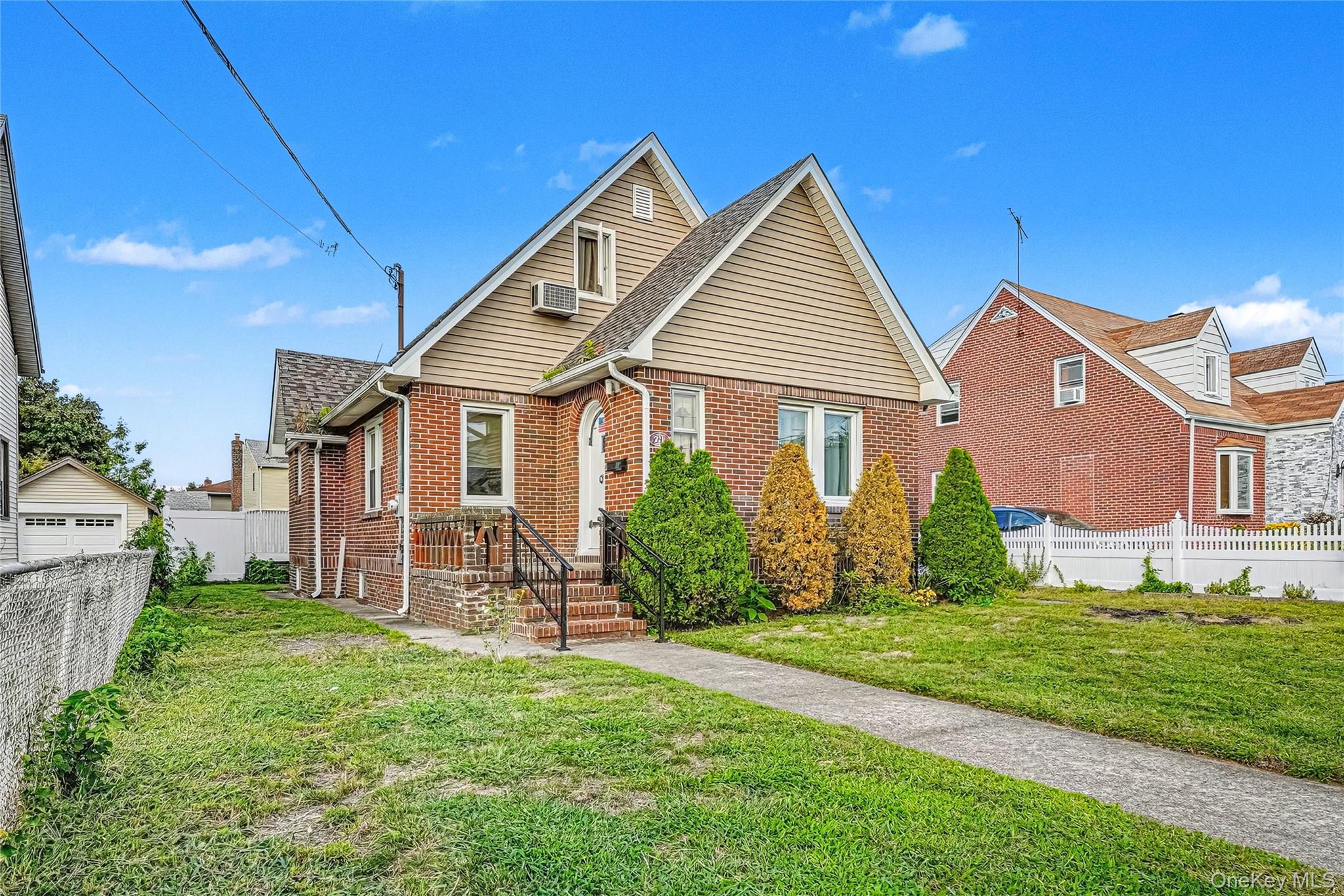 211 Ash Street, Valley Stream, NY 11580