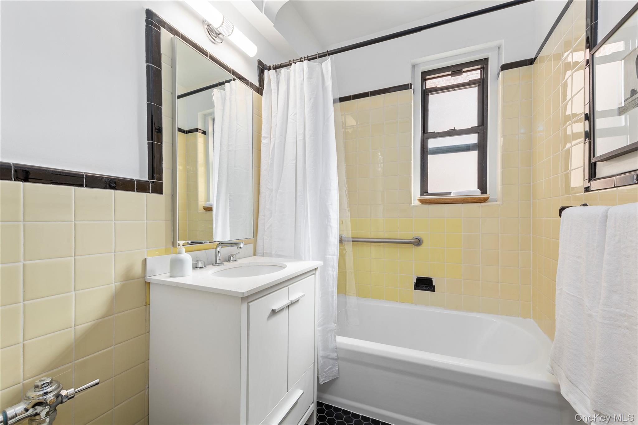 47-25 40th Street # 2C, Sunnyside, NY 11104