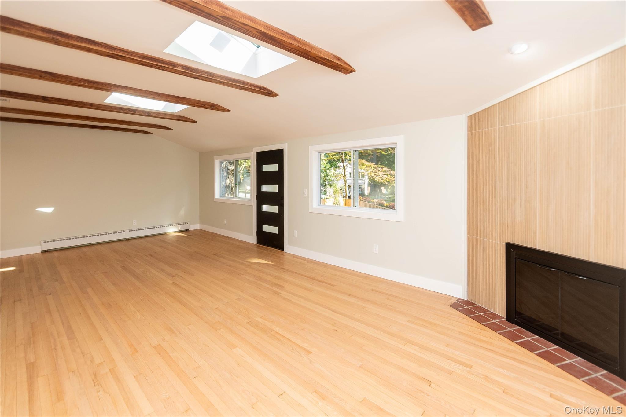 11 Tree Top Lane, Poughkeepsie, NY 12603