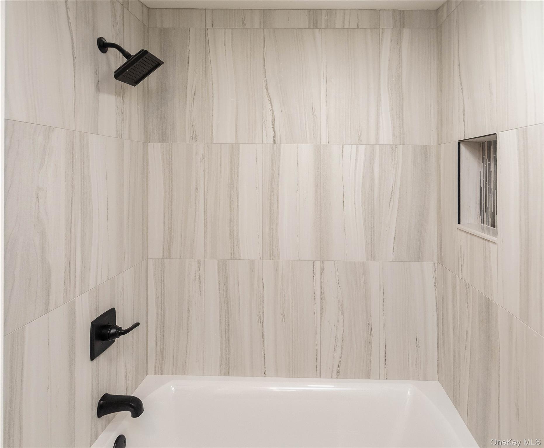 11 Tree Top Lane, Poughkeepsie, NY 12603