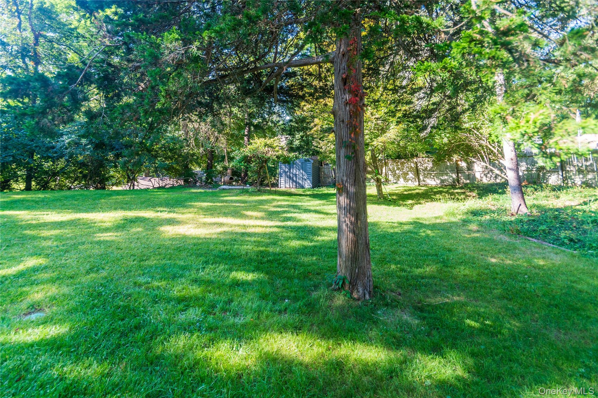 11 Tree Top Lane, Poughkeepsie, NY 12603