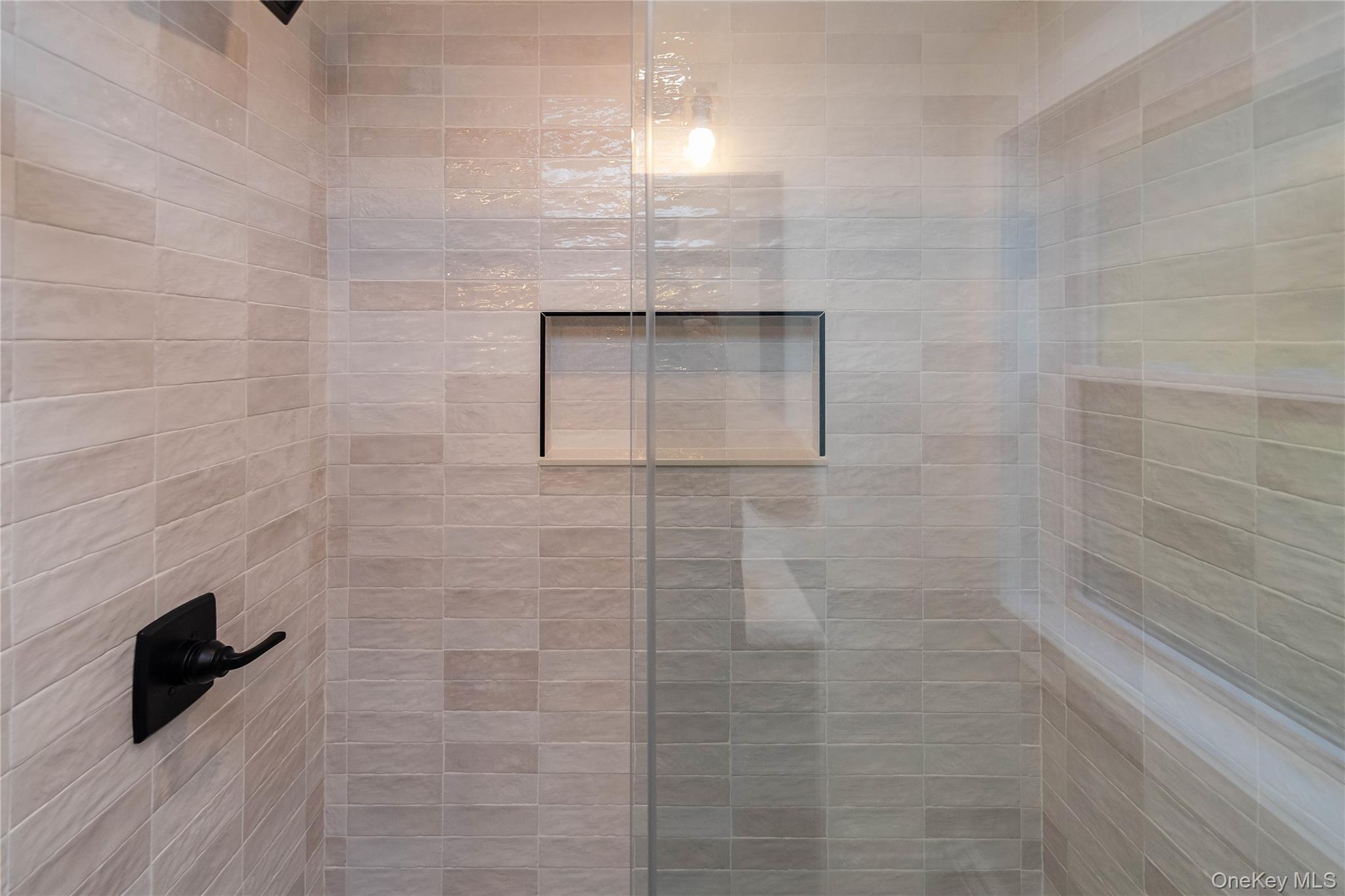 11 Tree Top Lane, Poughkeepsie, NY 12603