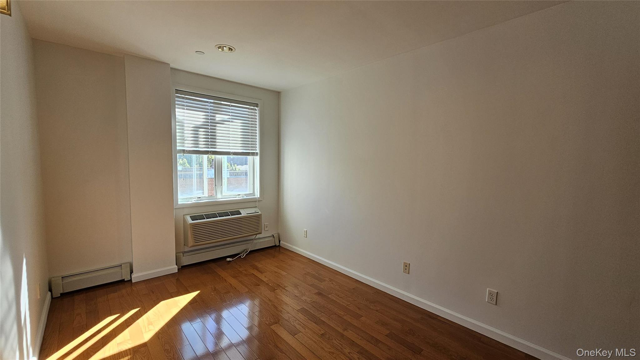 149-06 Northern Boulevard # 302, Flushing, NY 11354