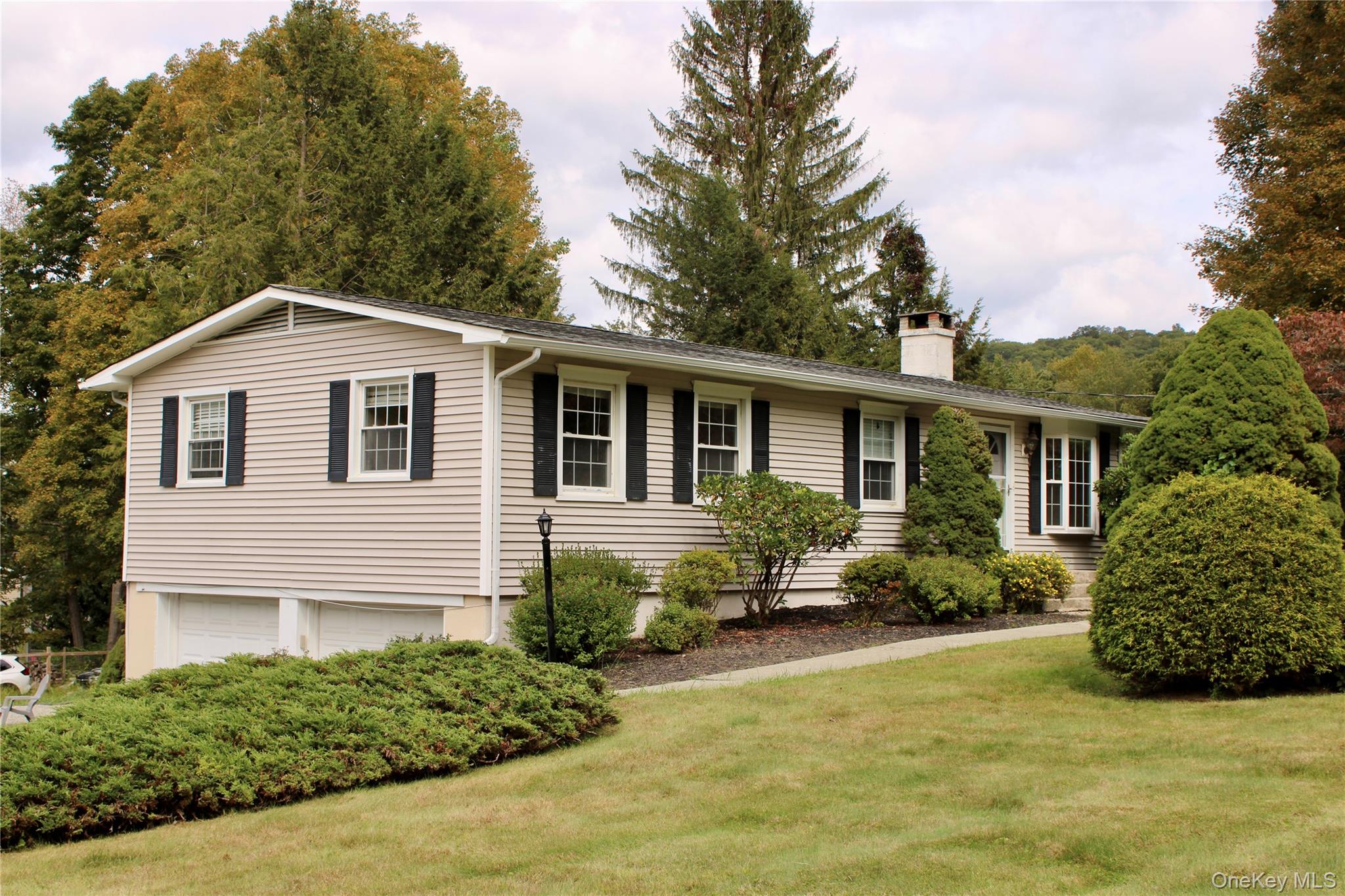 4 Deer Run Court, Carmel, NY 10512