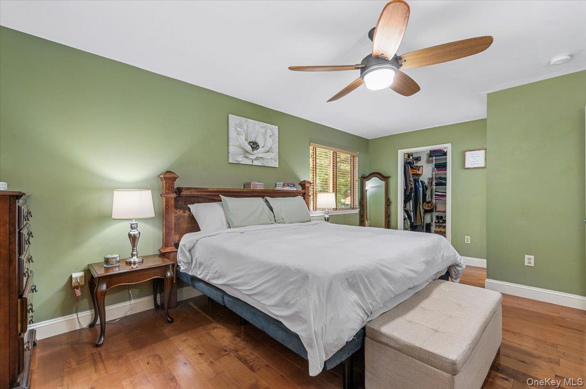 101 Plymouth Avenue, East Patchogue, NY 11772