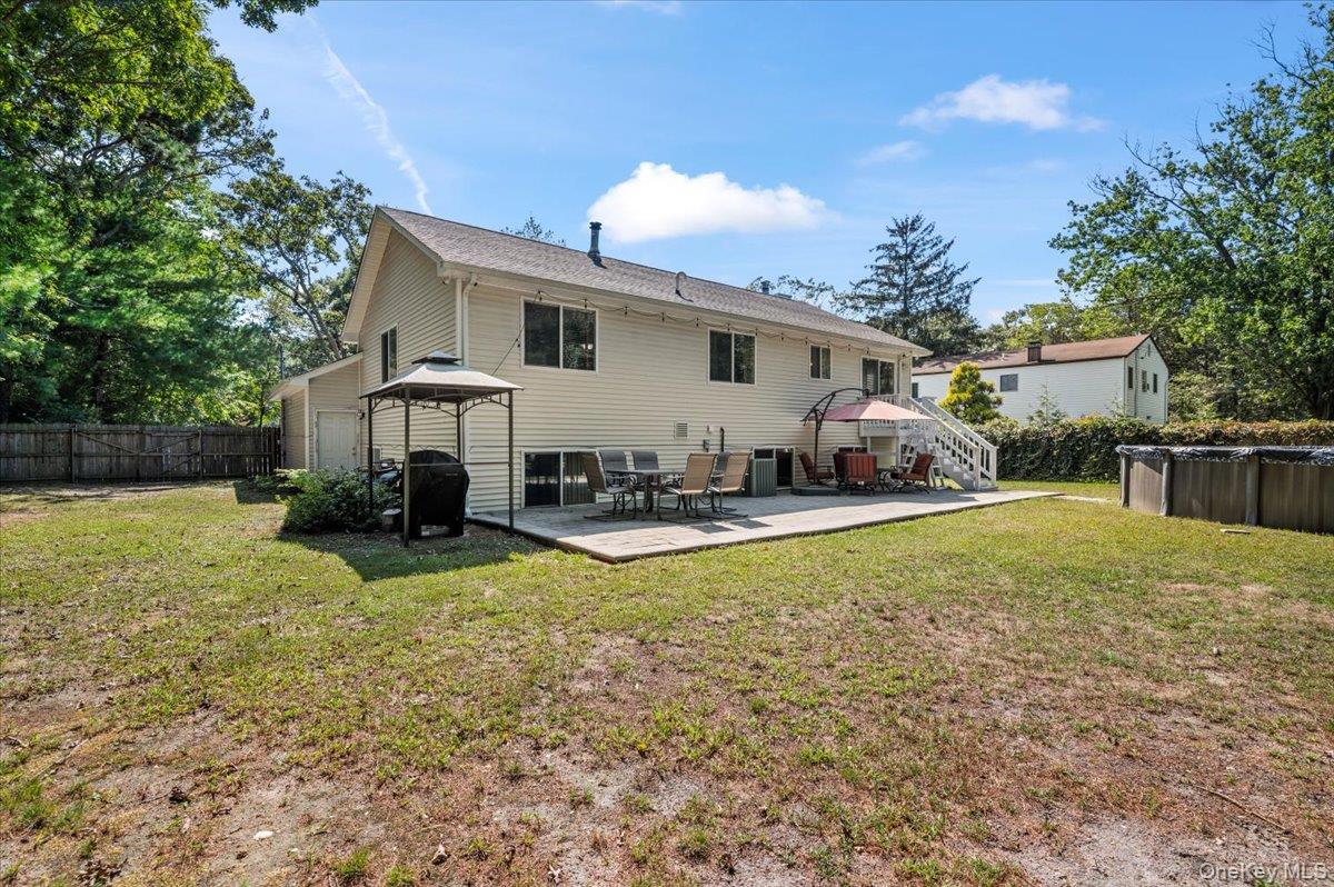 101 Plymouth Avenue, East Patchogue, NY 11772