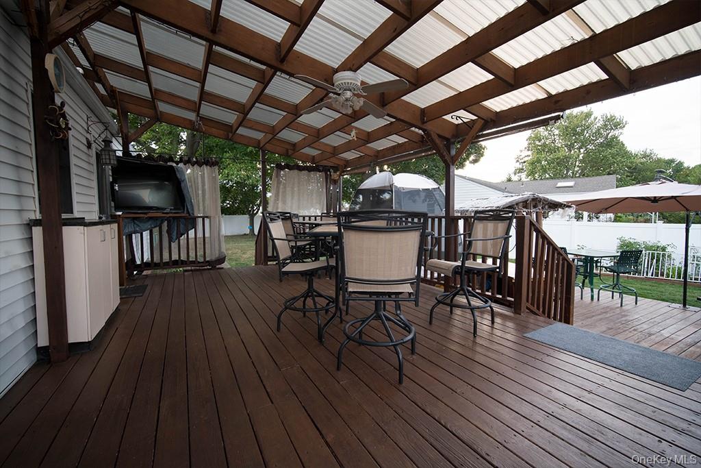 1 Puritan Place, West Babylon, NY 11704