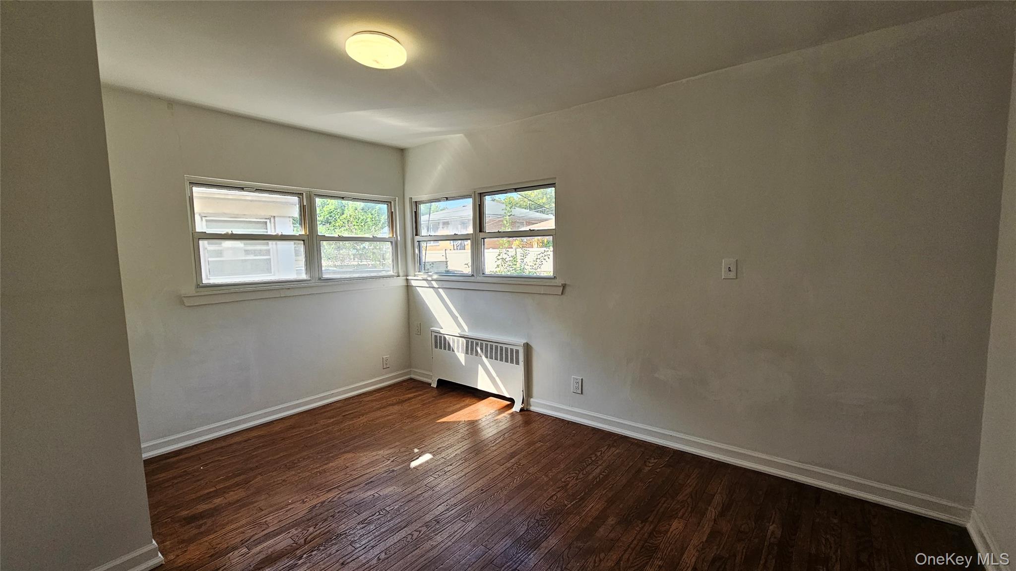 65-19 Dieterle Crescent, Rego Park, NY 11374