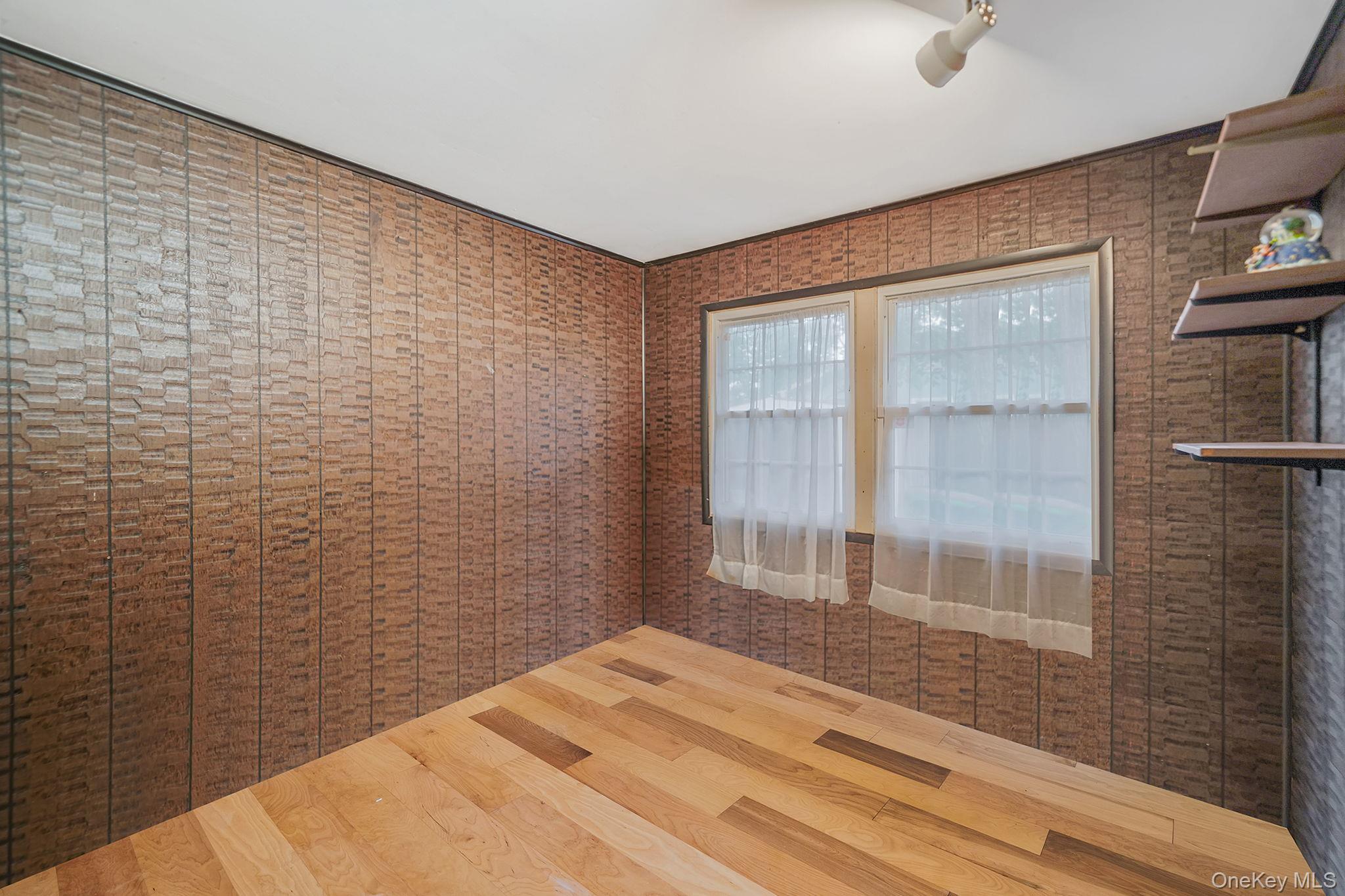 17 Whitmore Lane, Coram, NY 11727