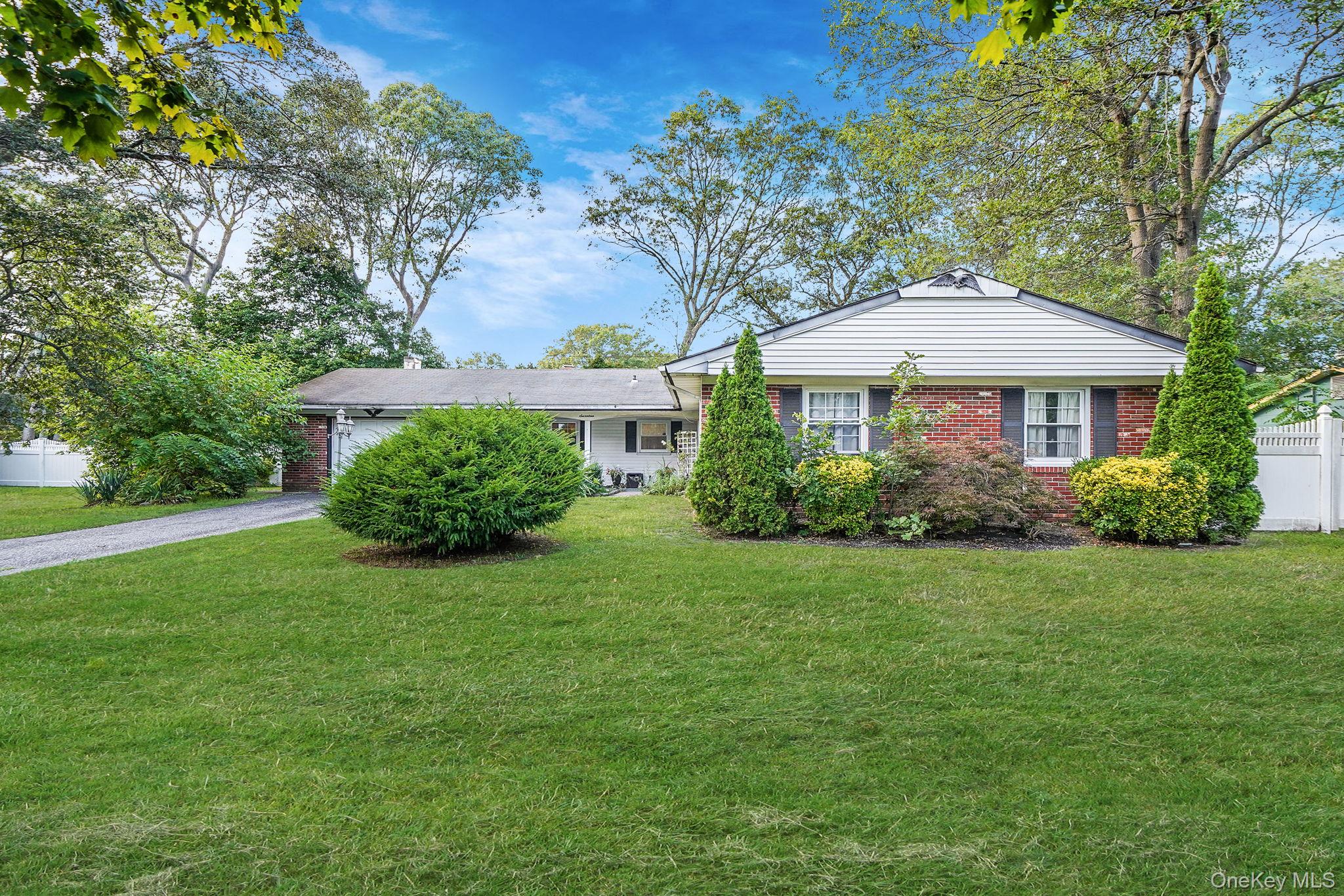 17 Whitmore Lane, Coram, NY 11727