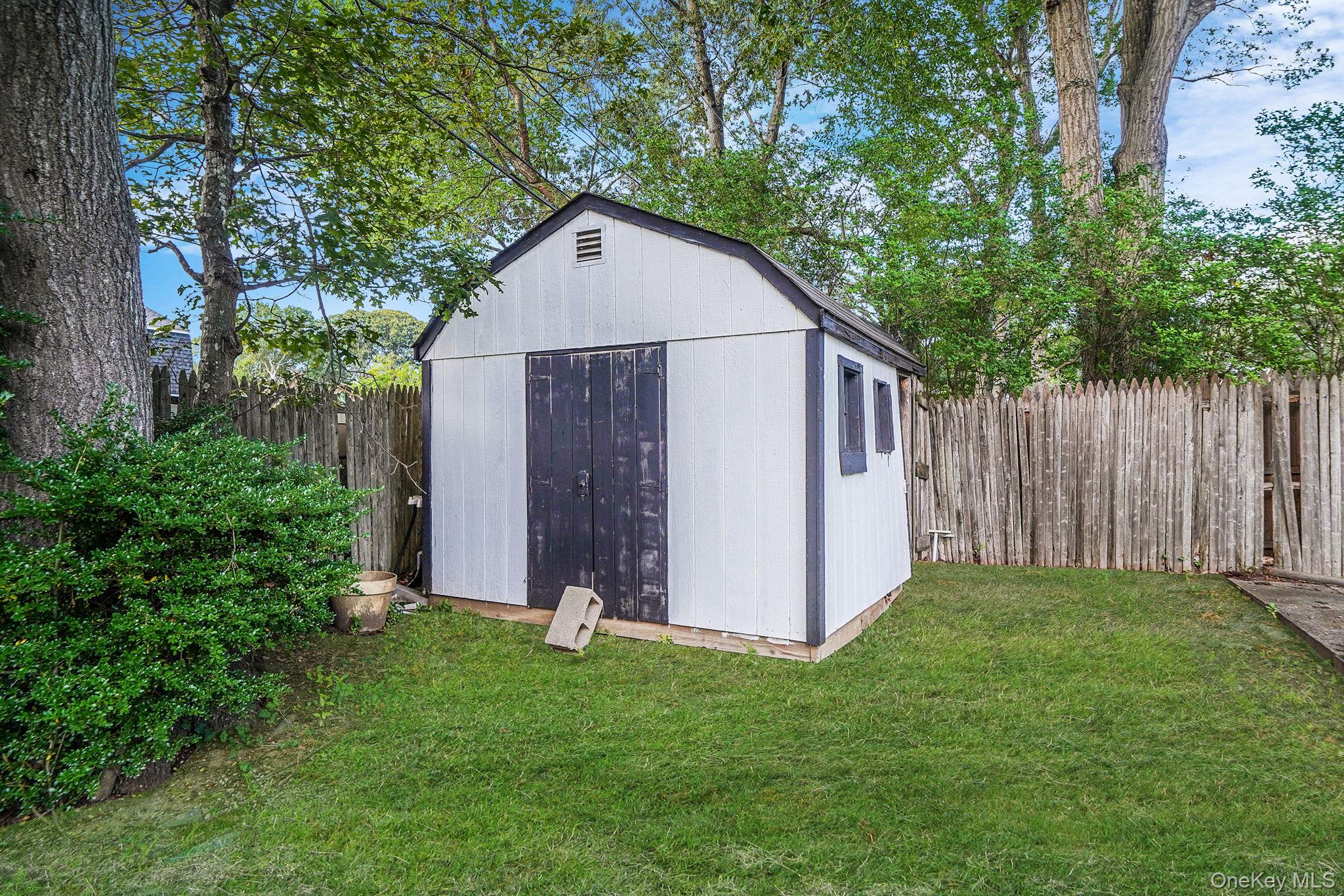 17 Whitmore Lane, Coram, NY 11727