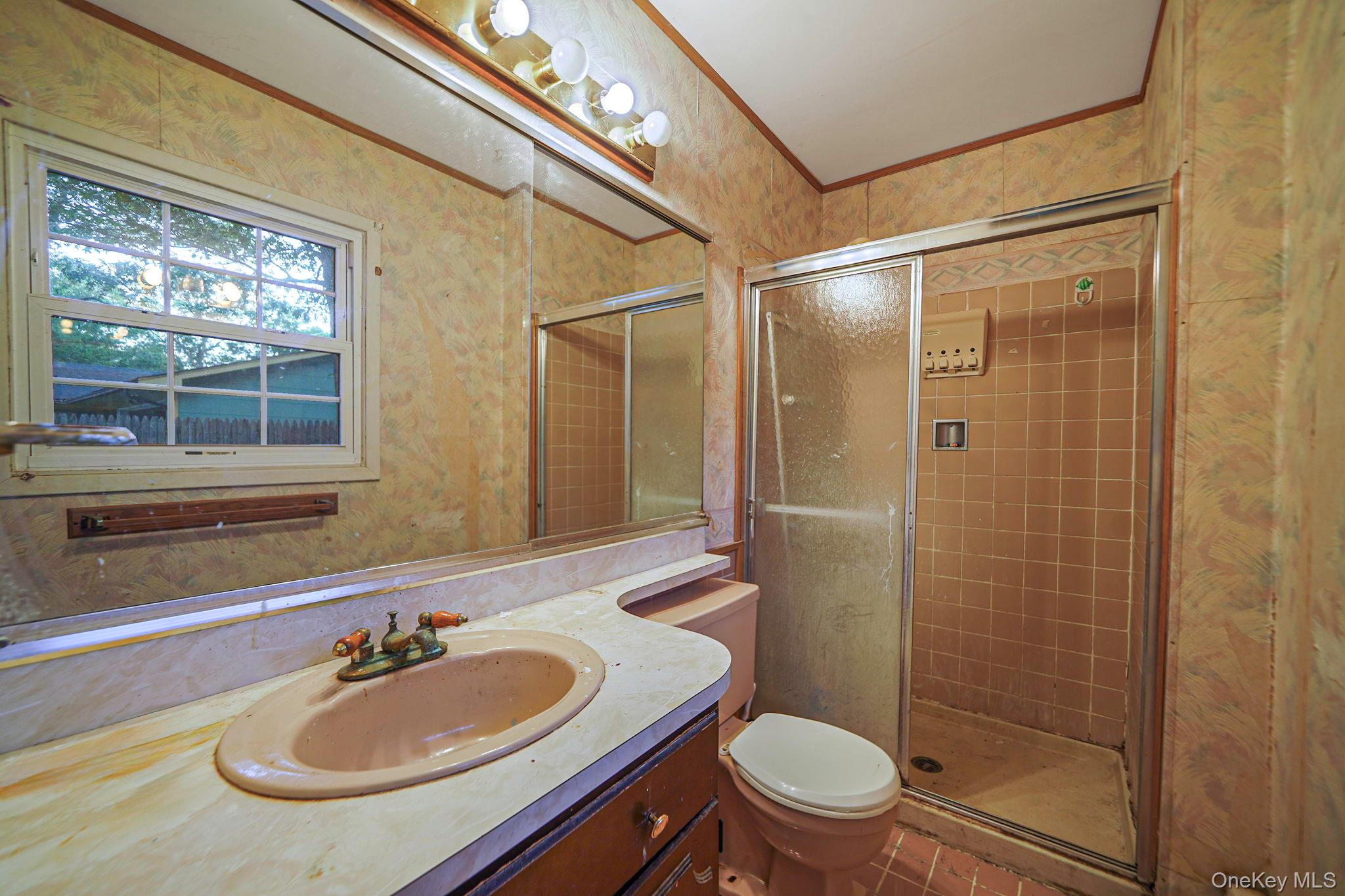 17 Whitmore Lane, Coram, NY 11727