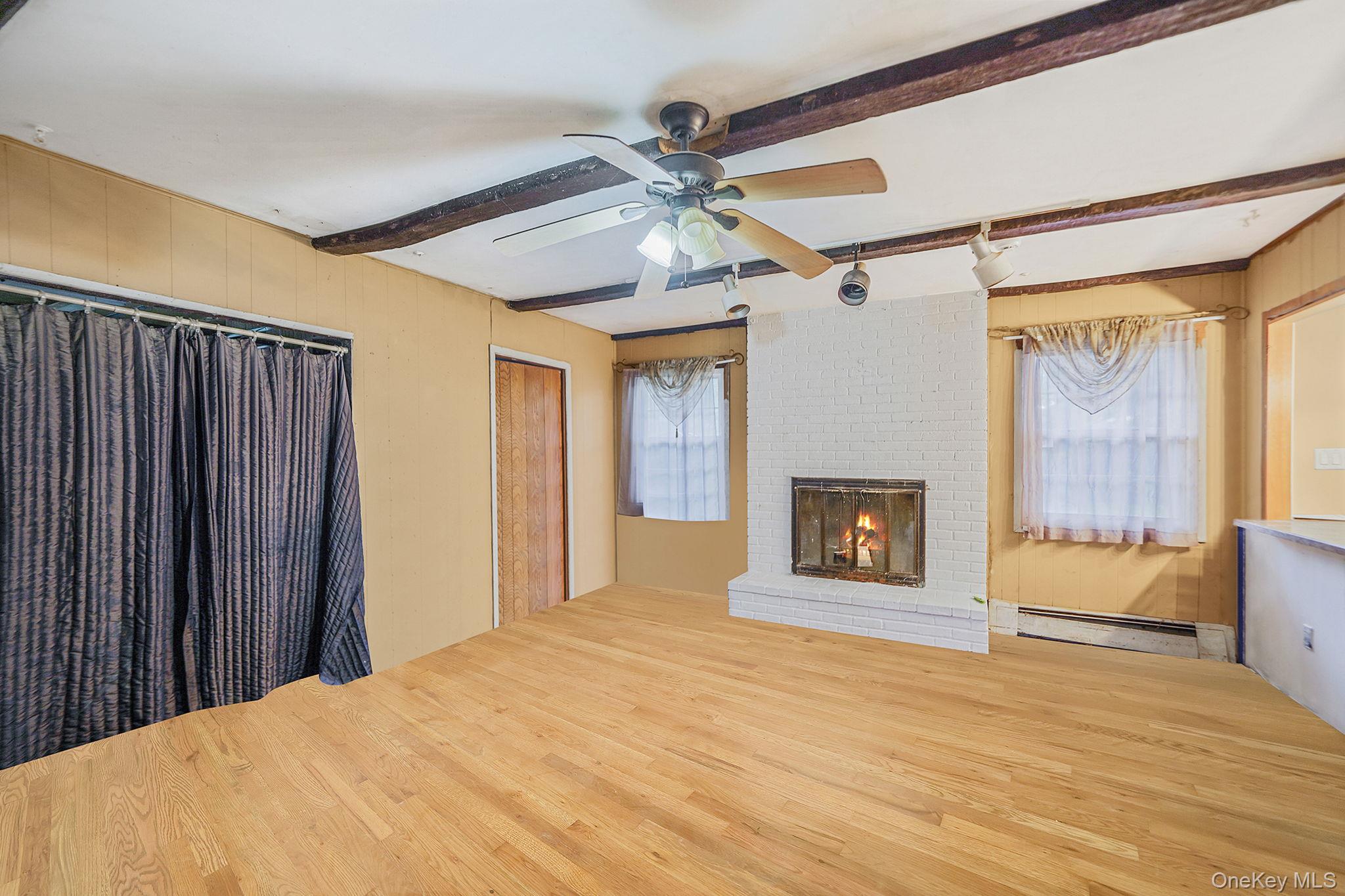 17 Whitmore Lane, Coram, NY 11727