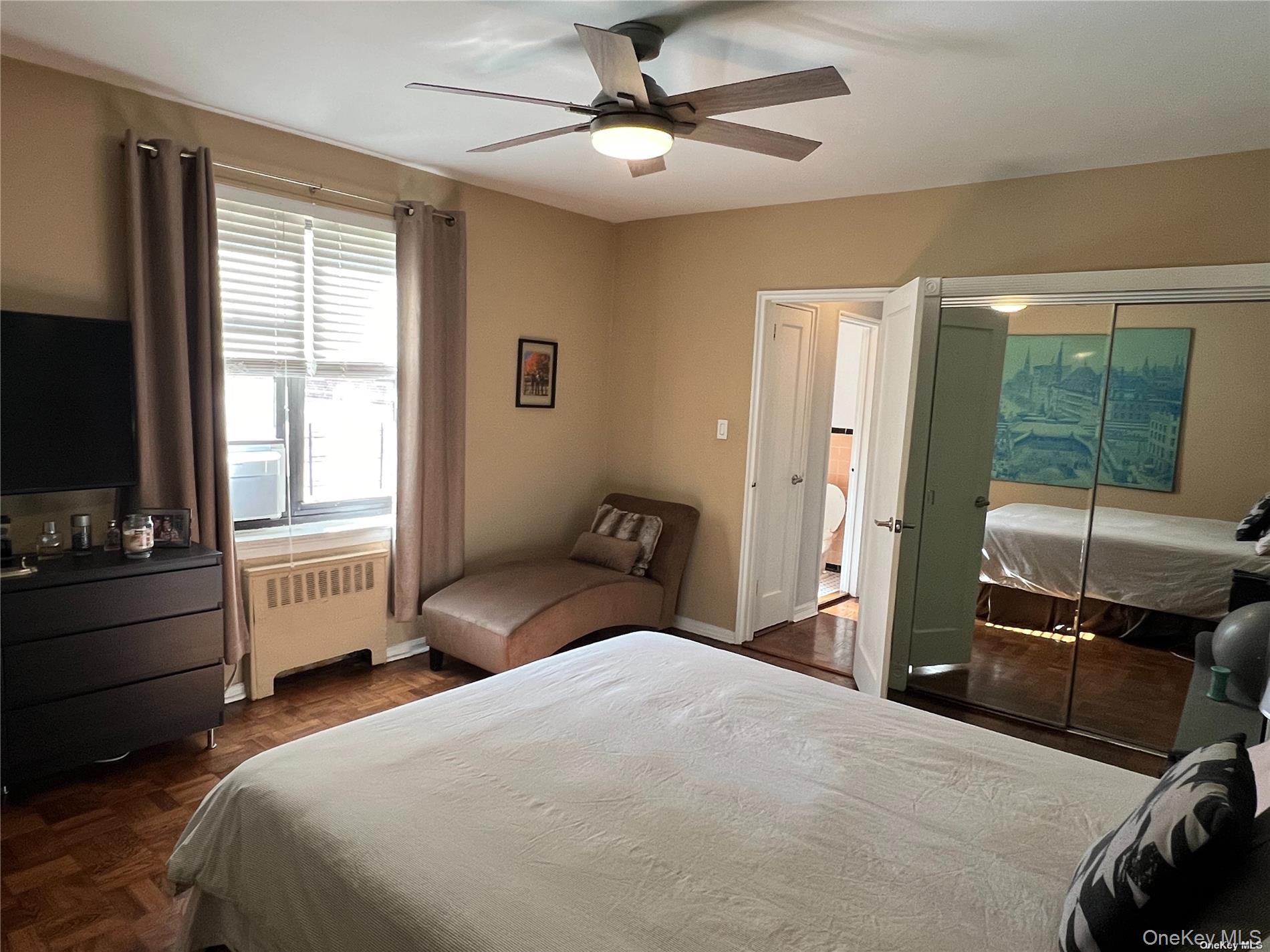 88-10 32 Av # 106, East Elmhurst, NY 11369