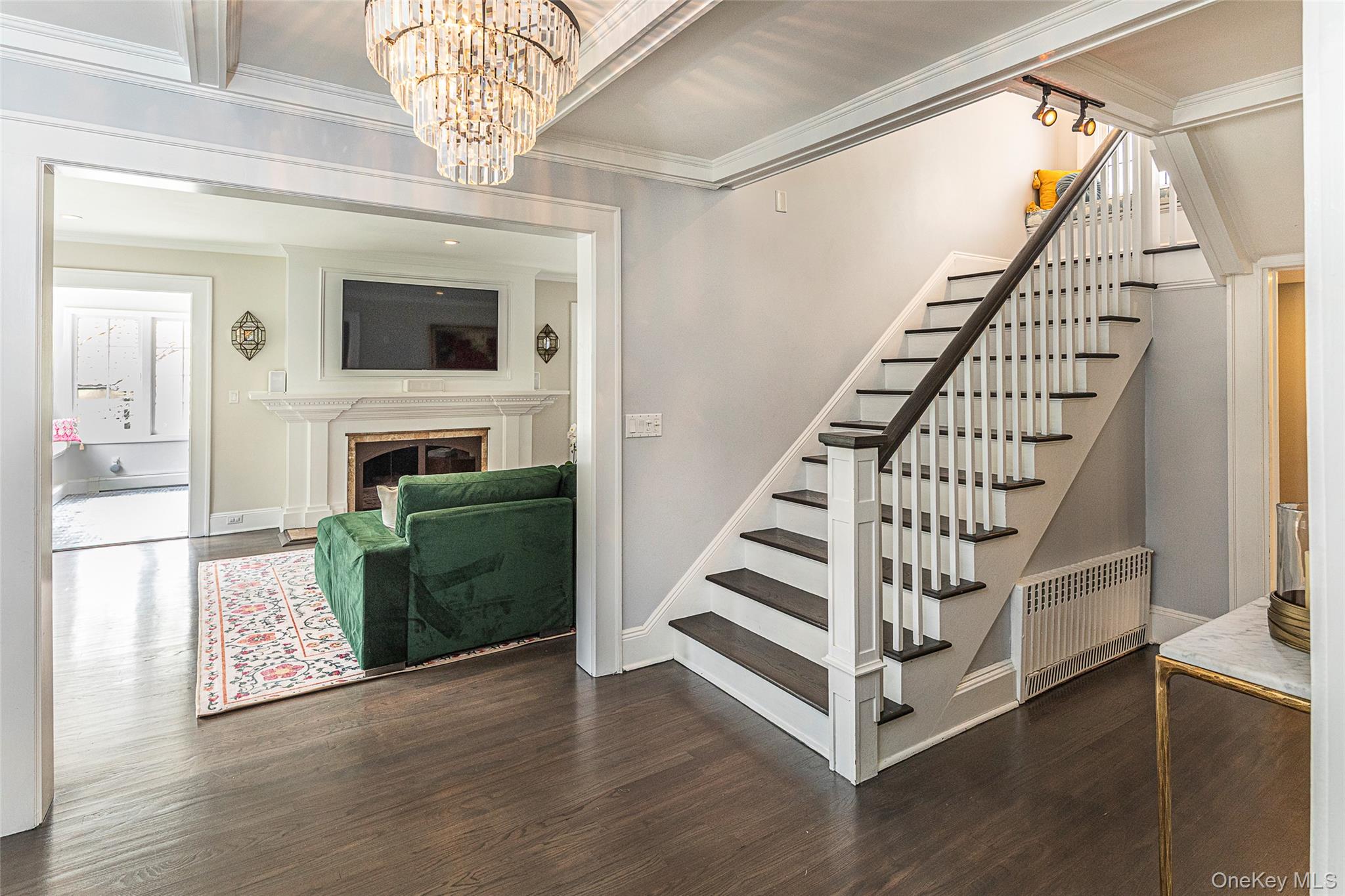 119 Pondfield Road W, Bronxville, NY 10708