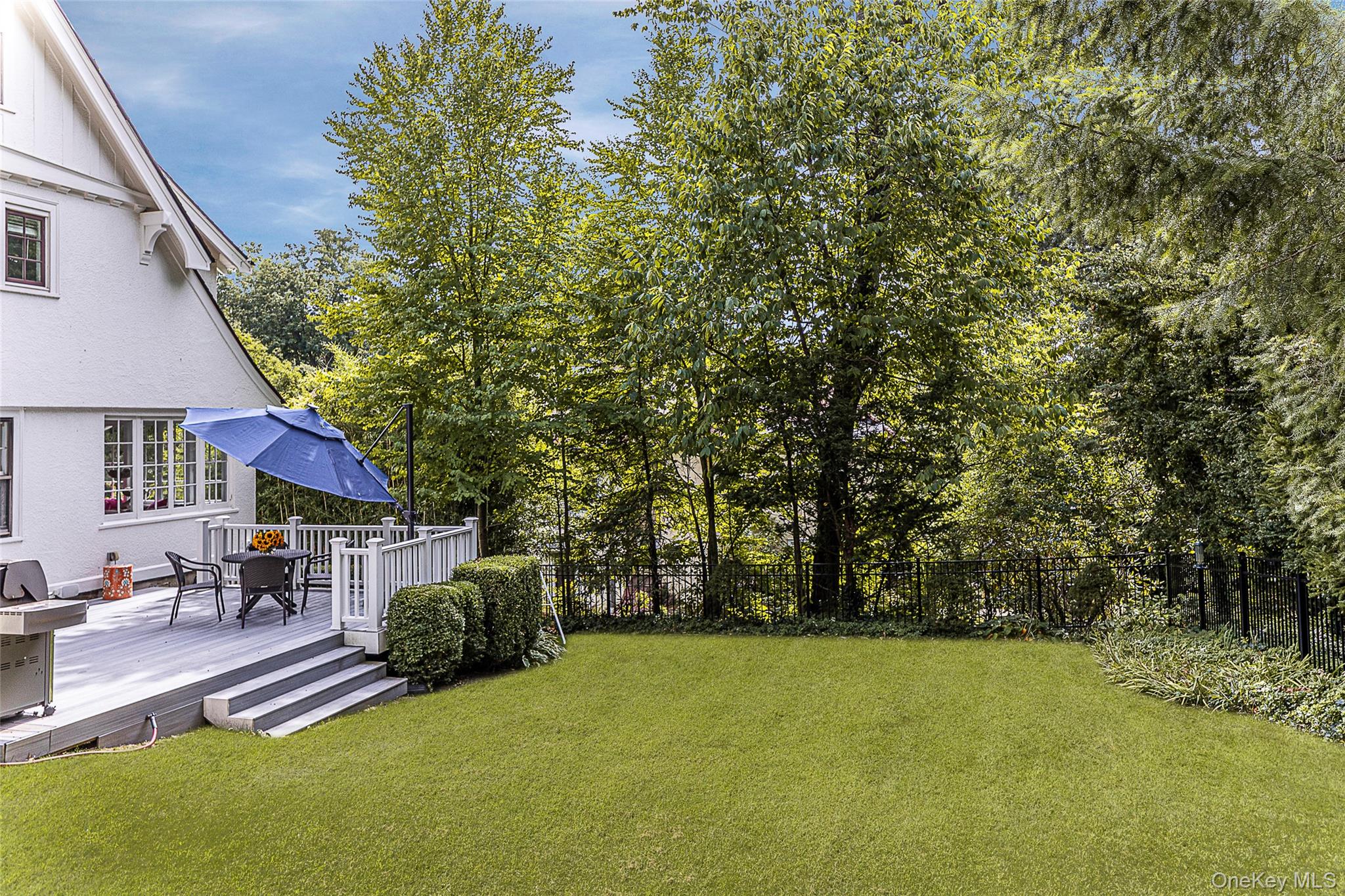 119 Pondfield Road W, Bronxville, NY 10708