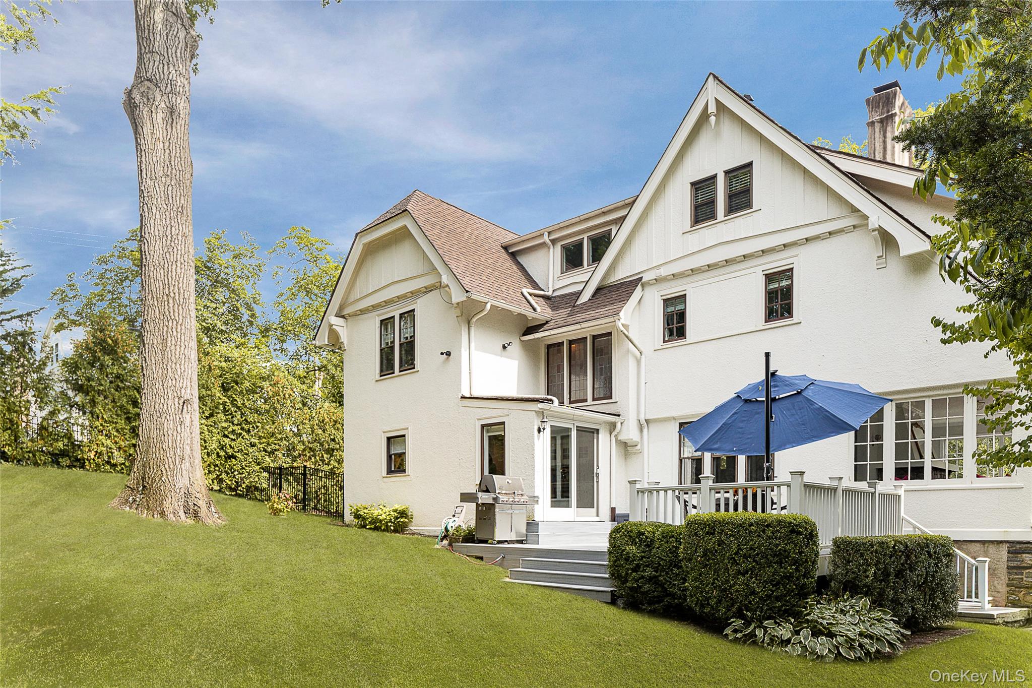 119 Pondfield Road W, Bronxville, NY 10708