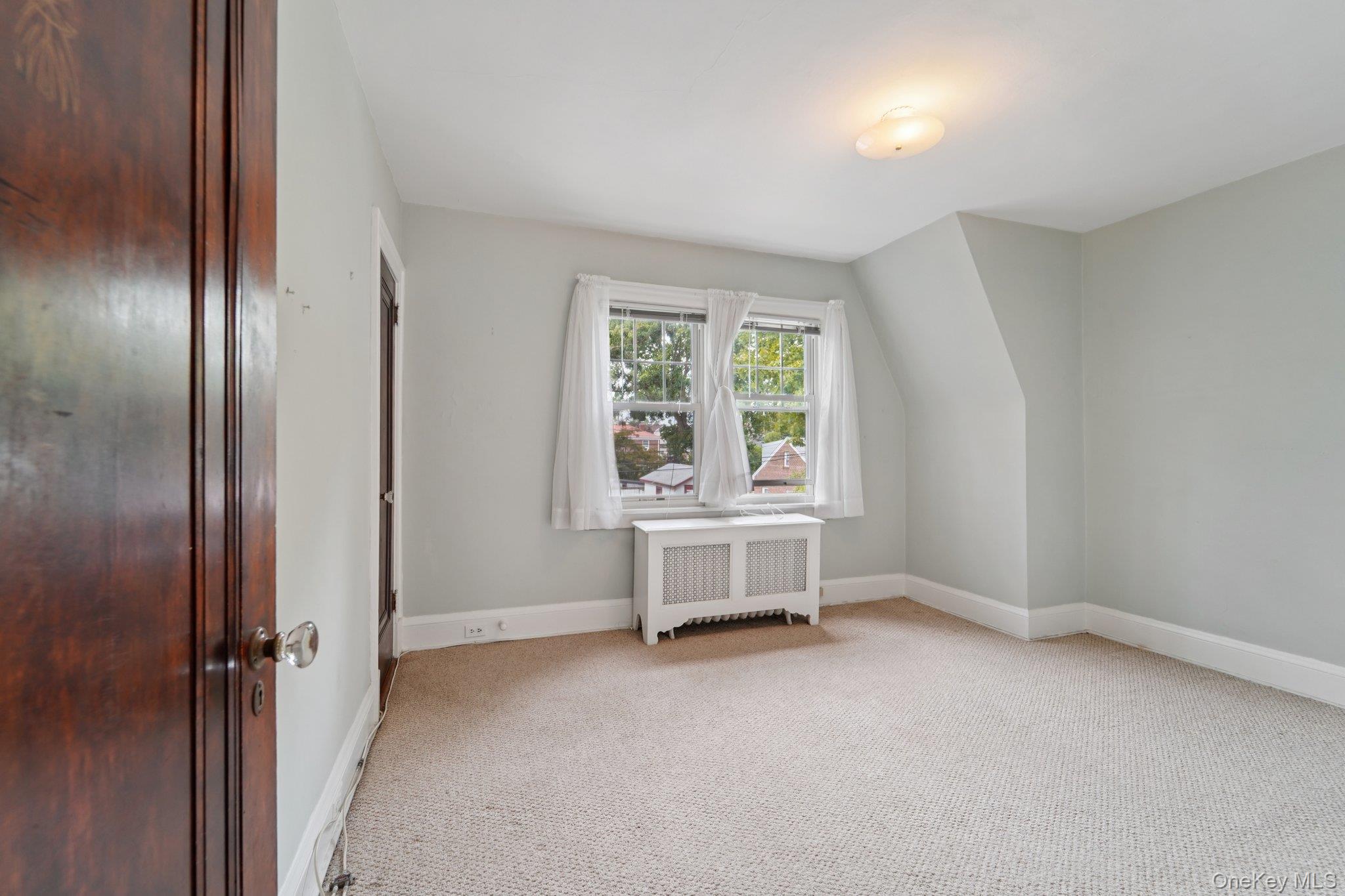 115 Morsemere Avenue, Yonkers, NY 10703