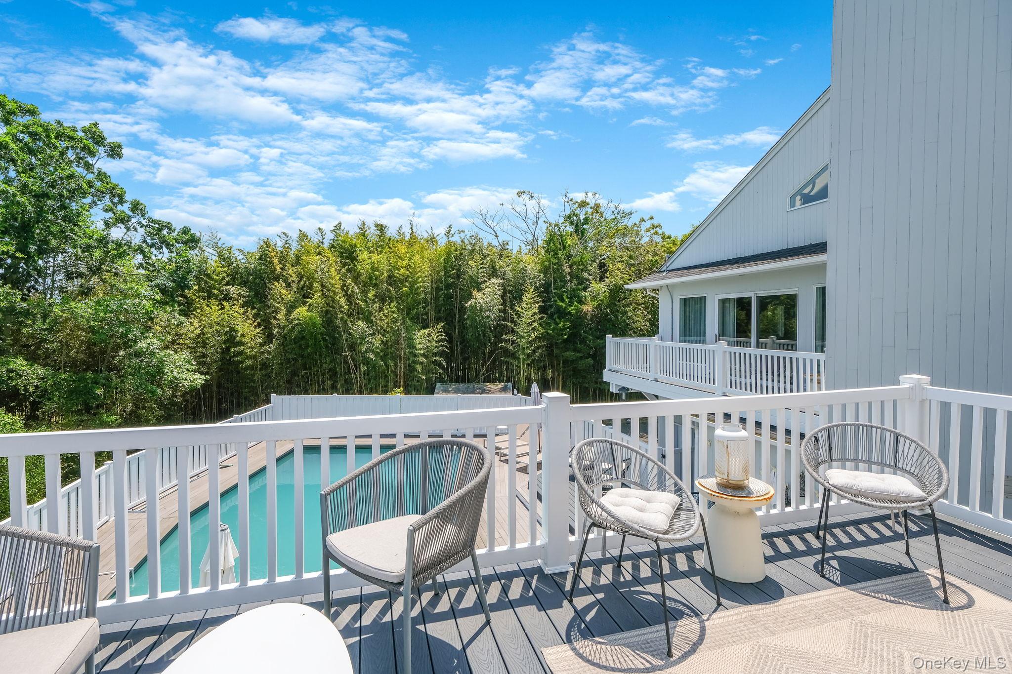 333 Roe Avenue, East Patchogue, NY 11772