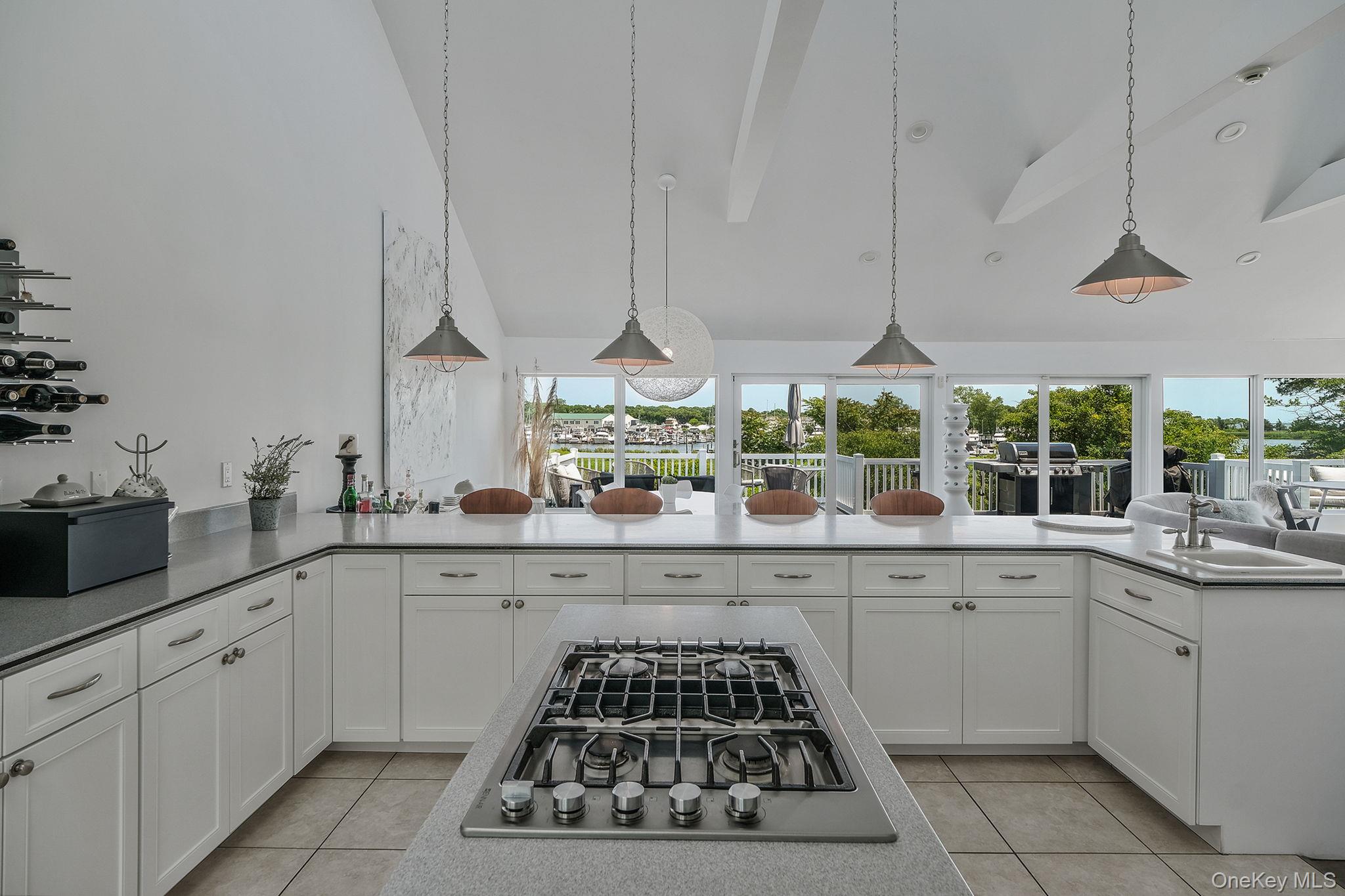 333 Roe Avenue, East Patchogue, NY 11772