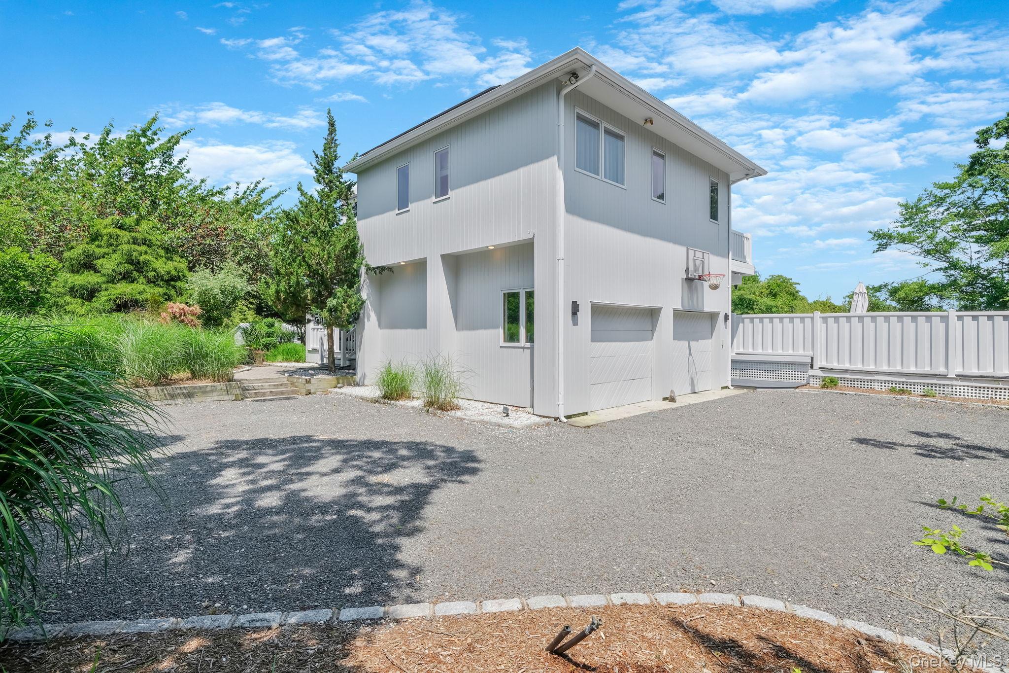 333 Roe Avenue, East Patchogue, NY 11772