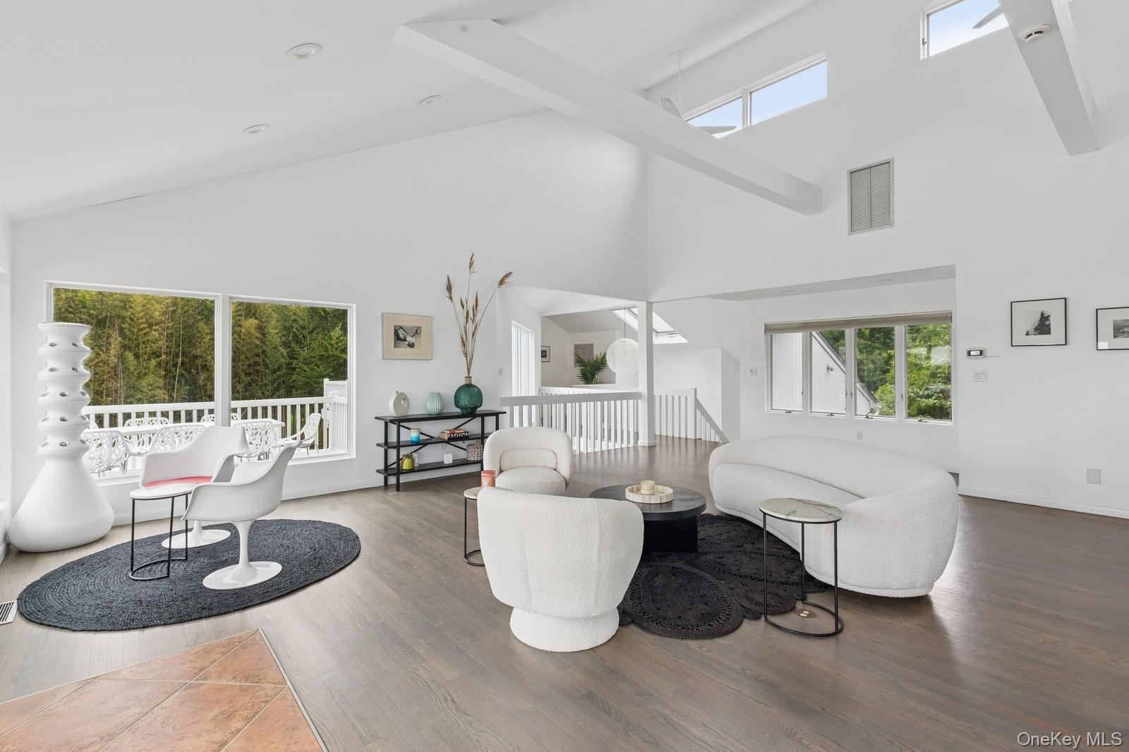 333 Roe Avenue, East Patchogue, NY 11772