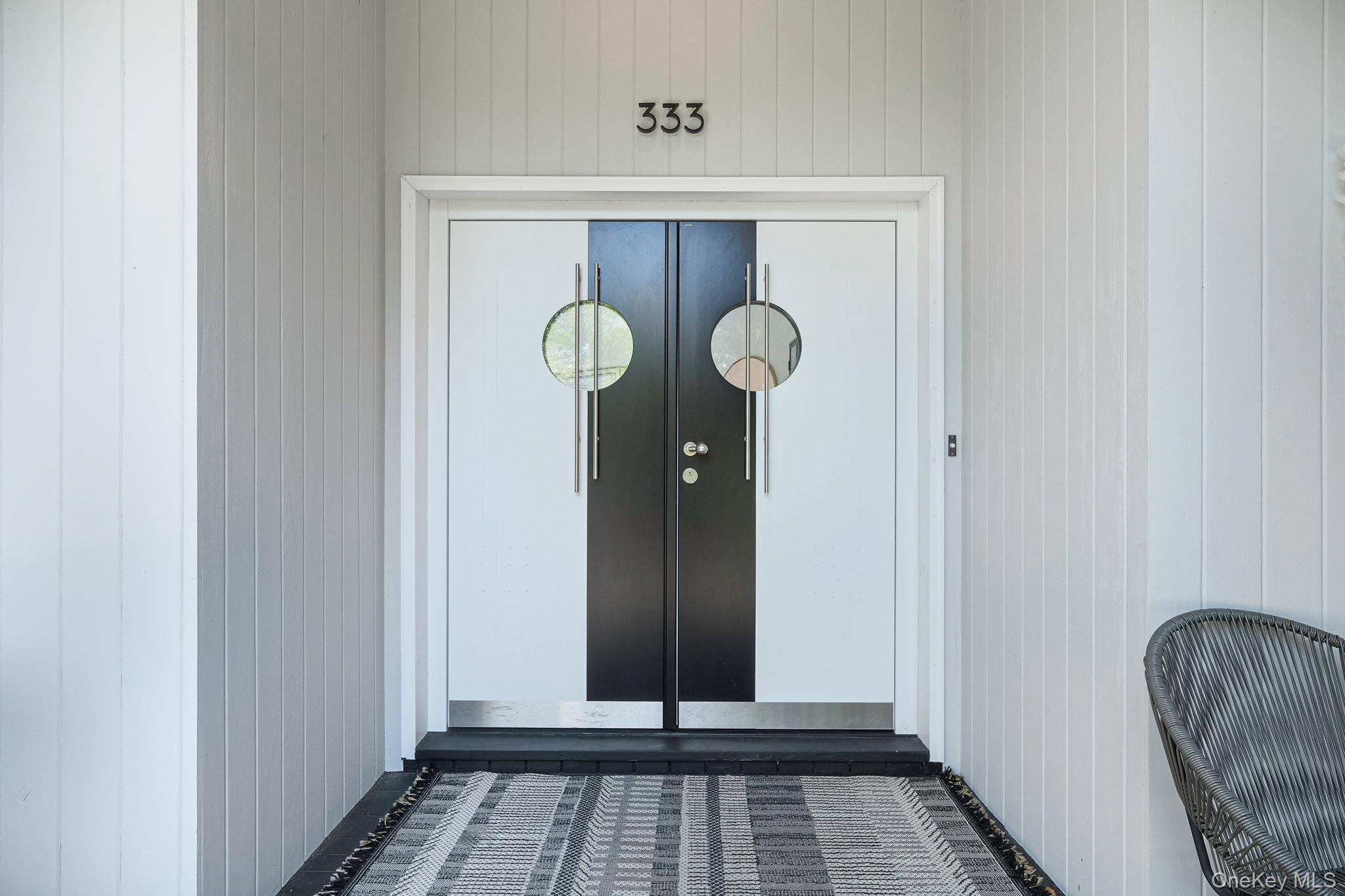 333 Roe Avenue, East Patchogue, NY 11772