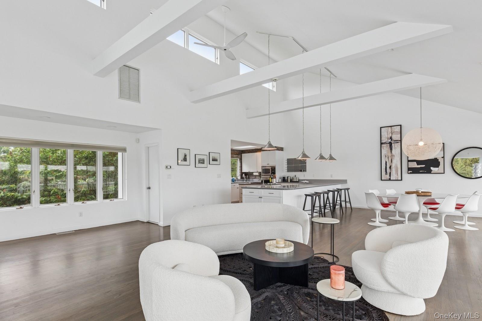 333 Roe Avenue, East Patchogue, NY 11772