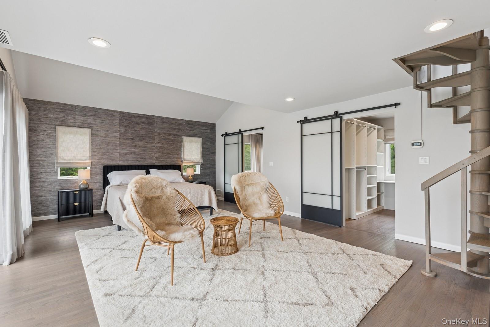 333 Roe Avenue, East Patchogue, NY 11772