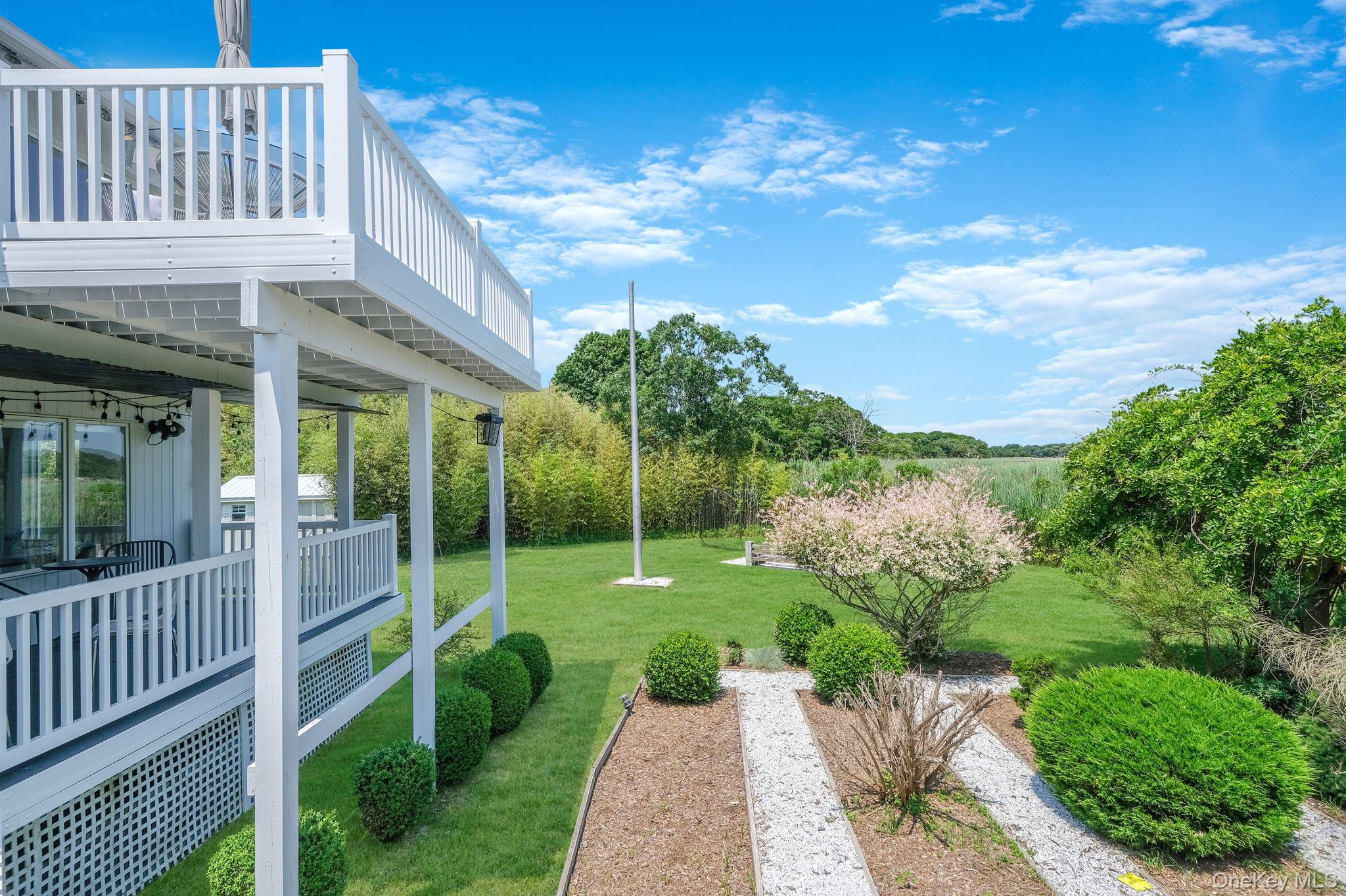 333 Roe Avenue, East Patchogue, NY 11772