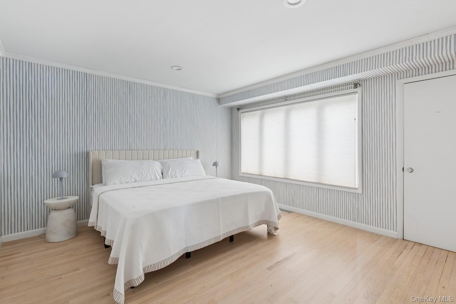 333 Roe Avenue, East Patchogue, NY 11772