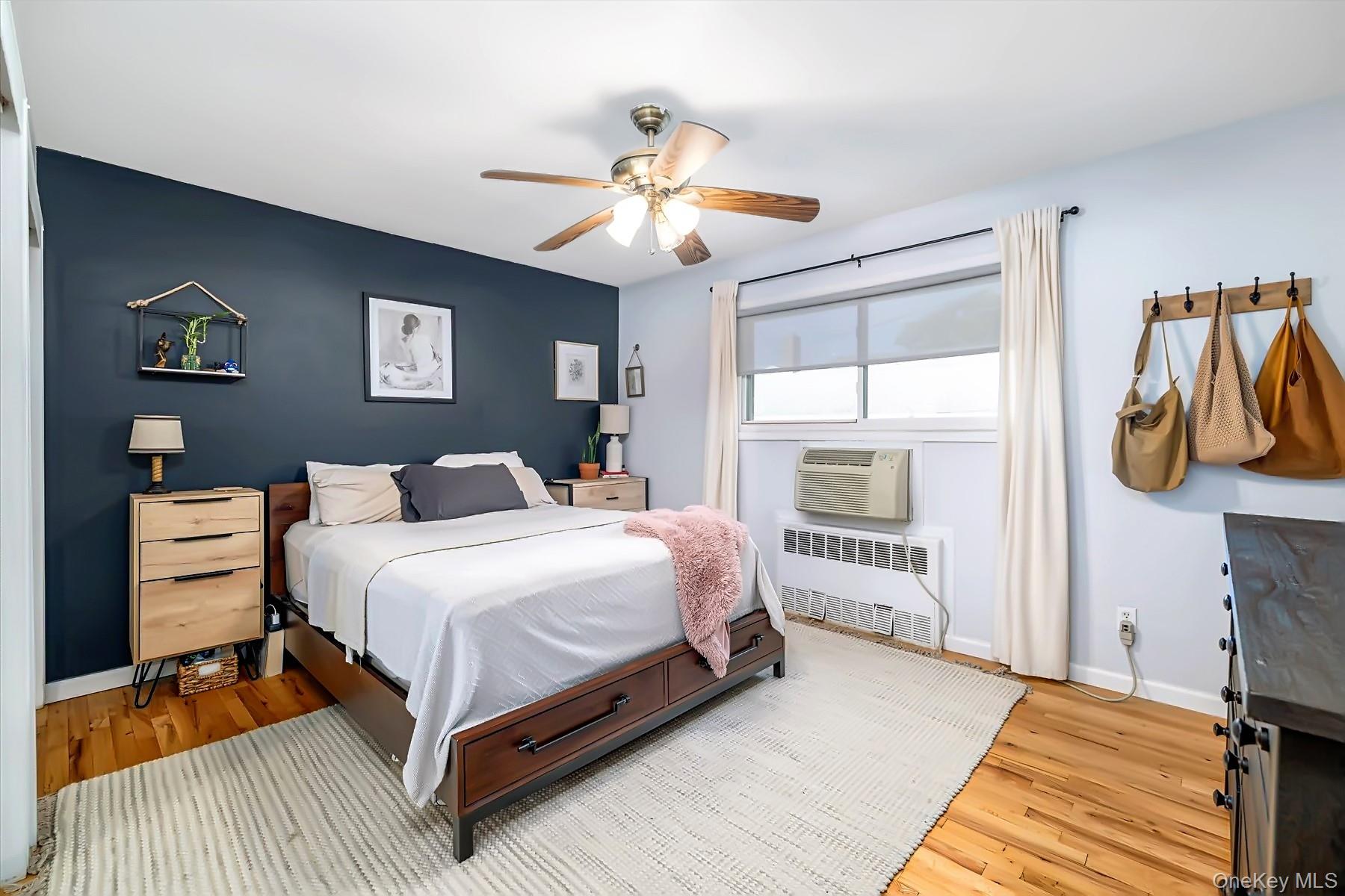 214 Edmunton Drive # J3, North Babylon, NY 11703