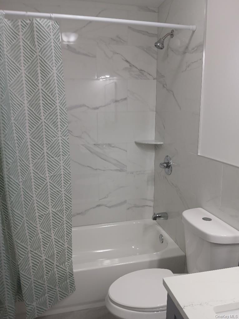 4 Mercury Avenue, East Patchogue, NY 11772