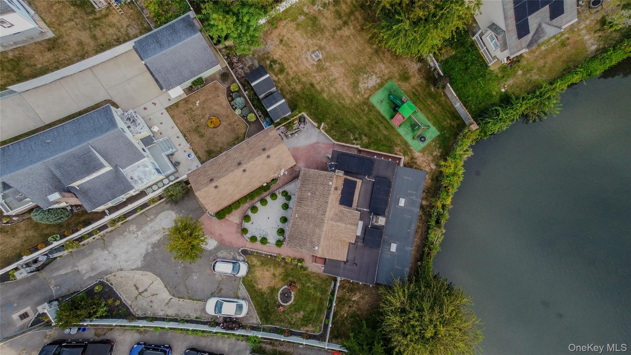 166 Cedar Court, Copiague, NY 11726