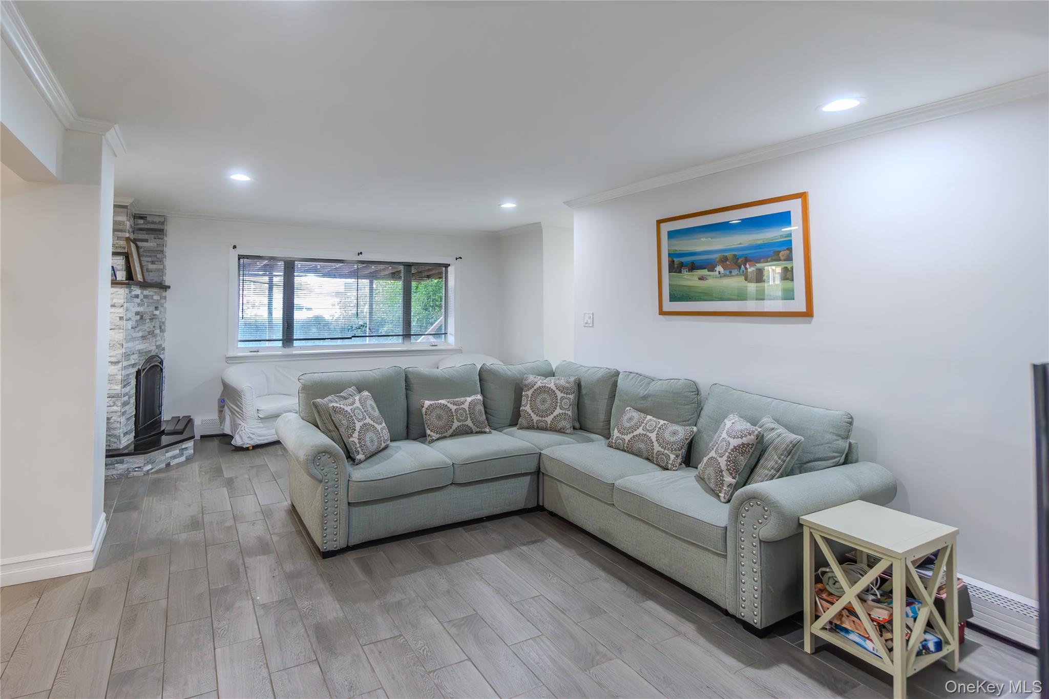 166 Cedar Court, Copiague, NY 11726