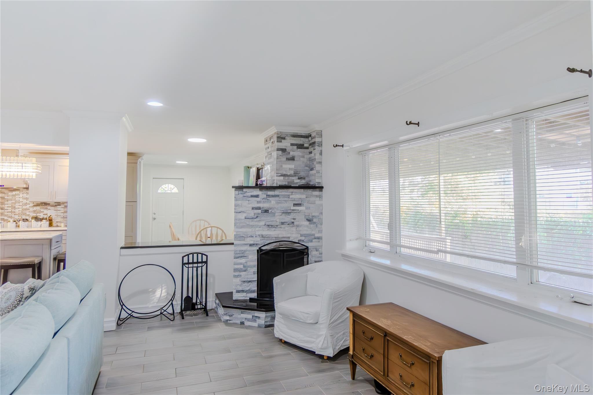 166 Cedar Court, Copiague, NY 11726