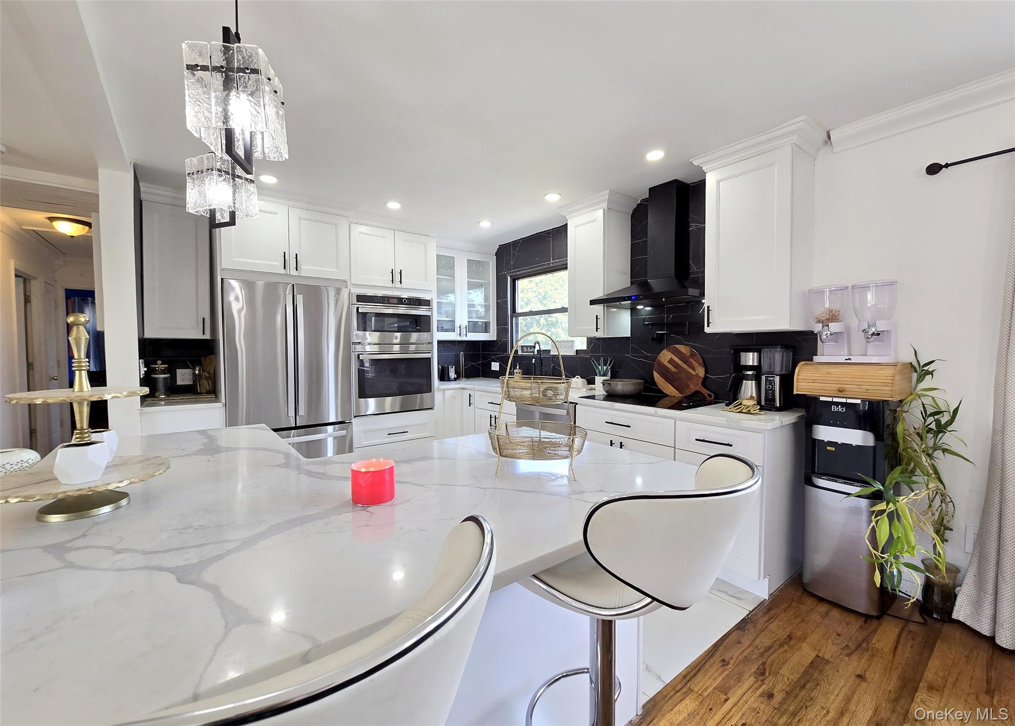 26 Circle Lane, Bay Shore, NY 11706