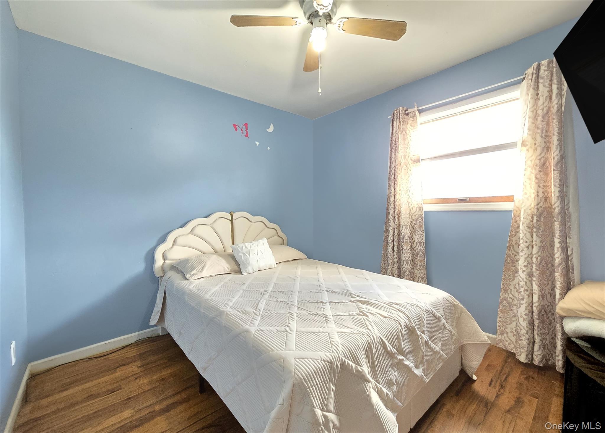 26 Circle Lane, Bay Shore, NY 11706