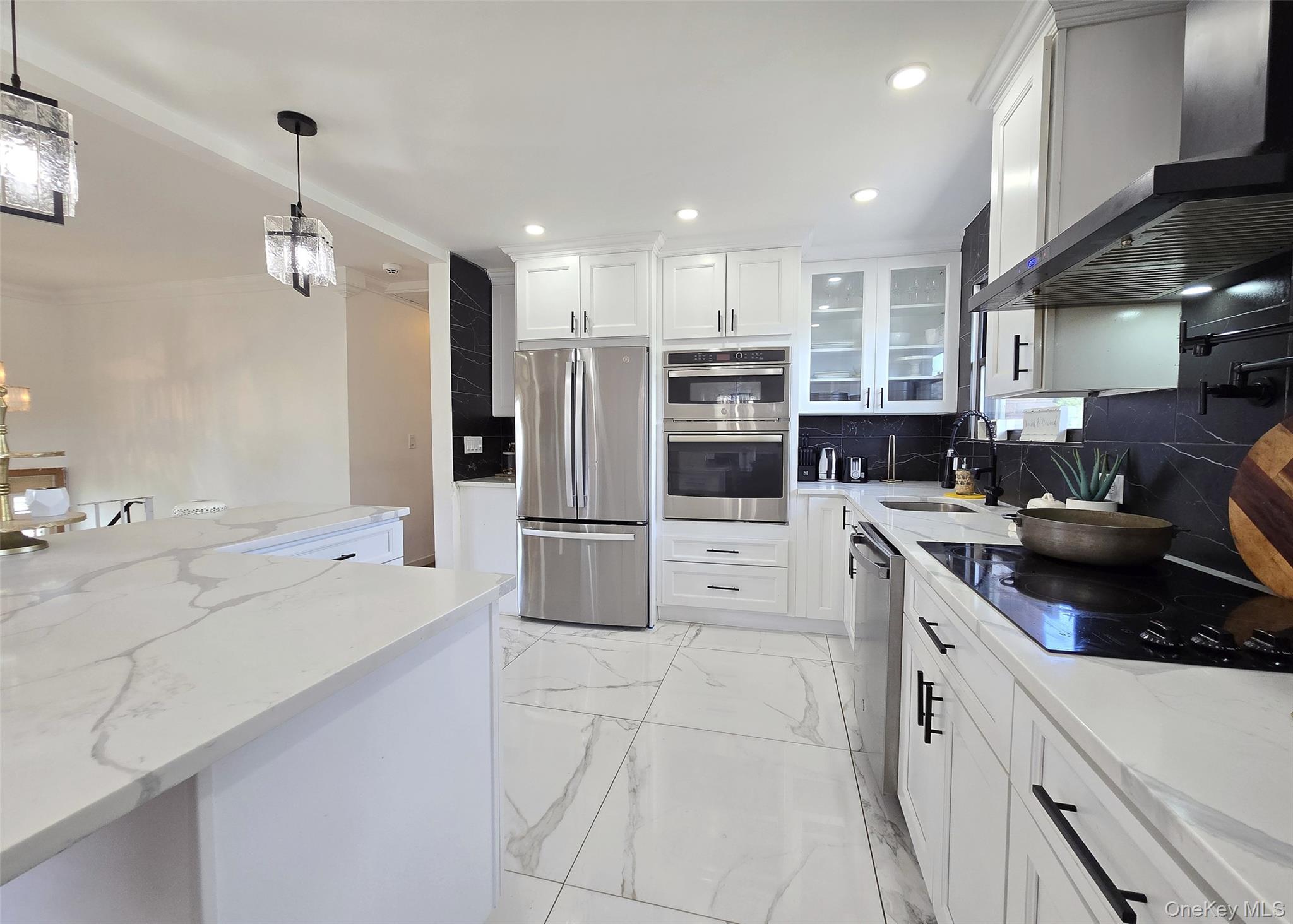 26 Circle Lane, Bay Shore, NY 11706