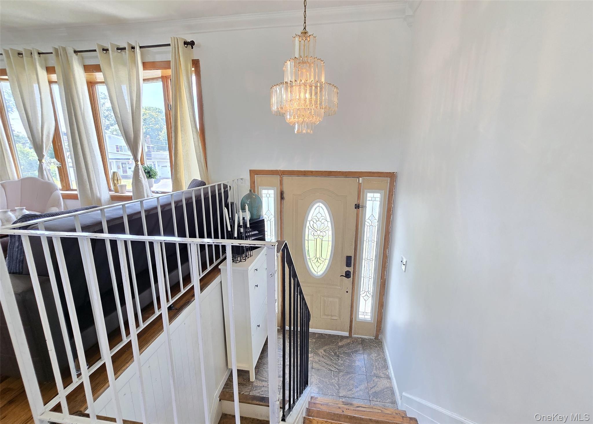 26 Circle Lane, Bay Shore, NY 11706