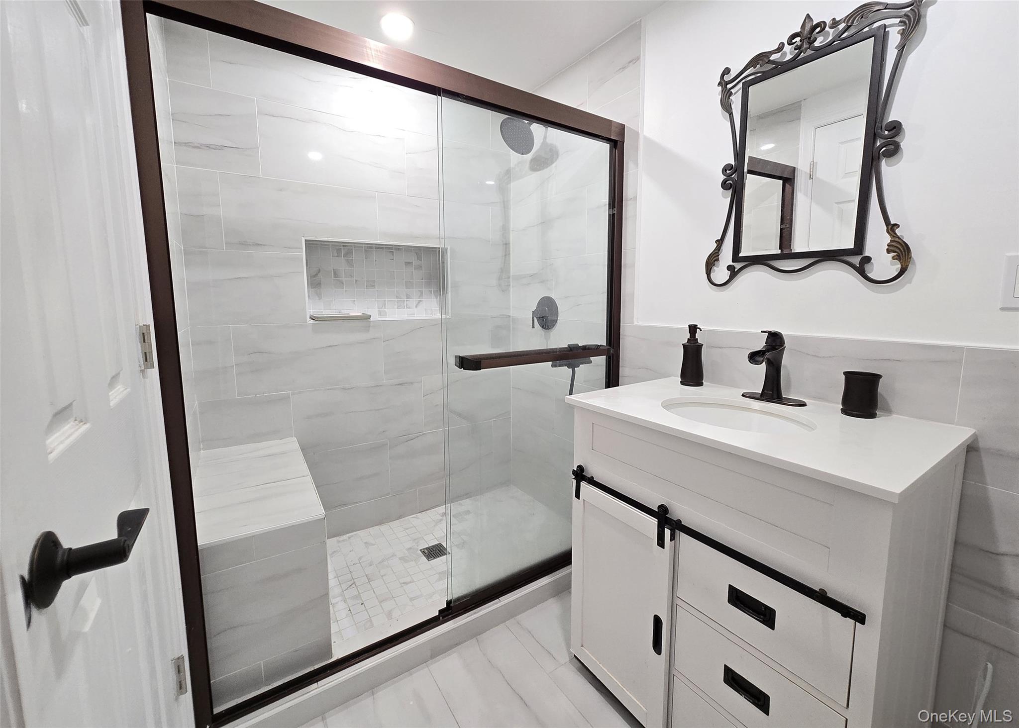 26 Circle Lane, Bay Shore, NY 11706