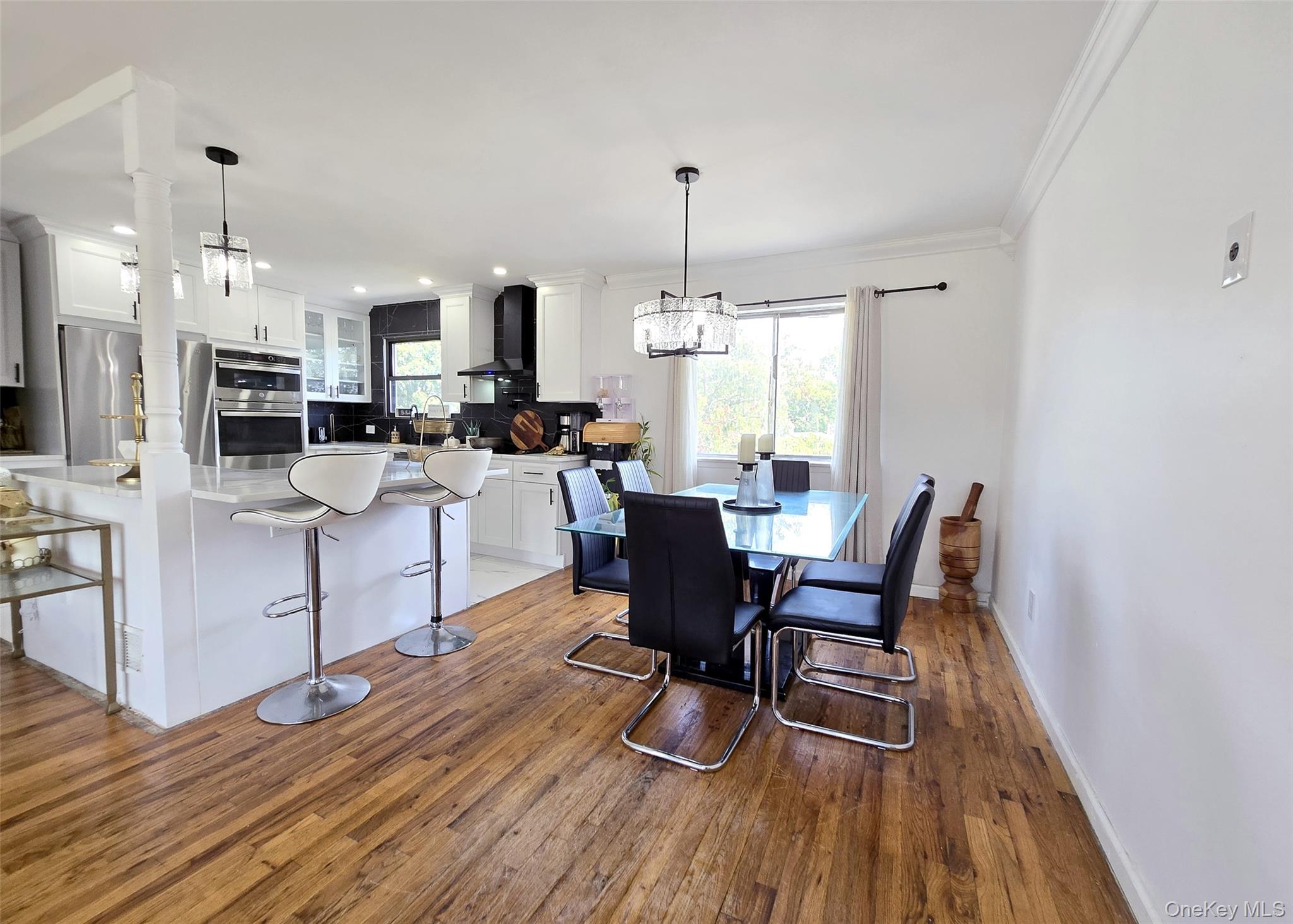 26 Circle Lane, Bay Shore, NY 11706