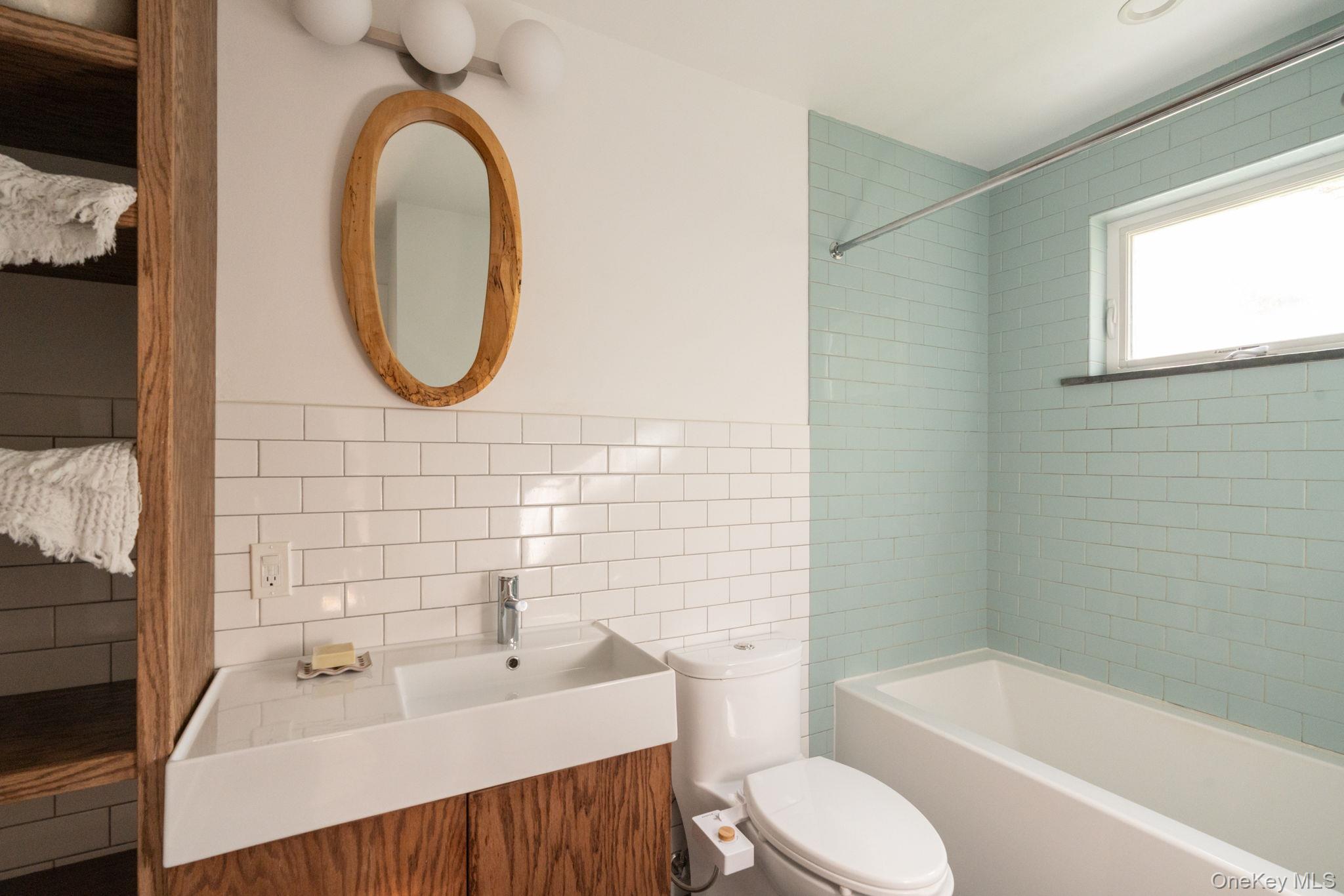 241 Silver Hollow Road, Willow, NY 12495