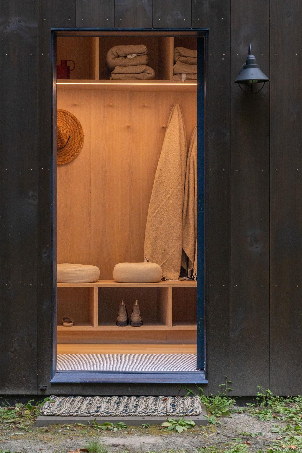 241 Silver Hollow Road, Willow, NY 12495