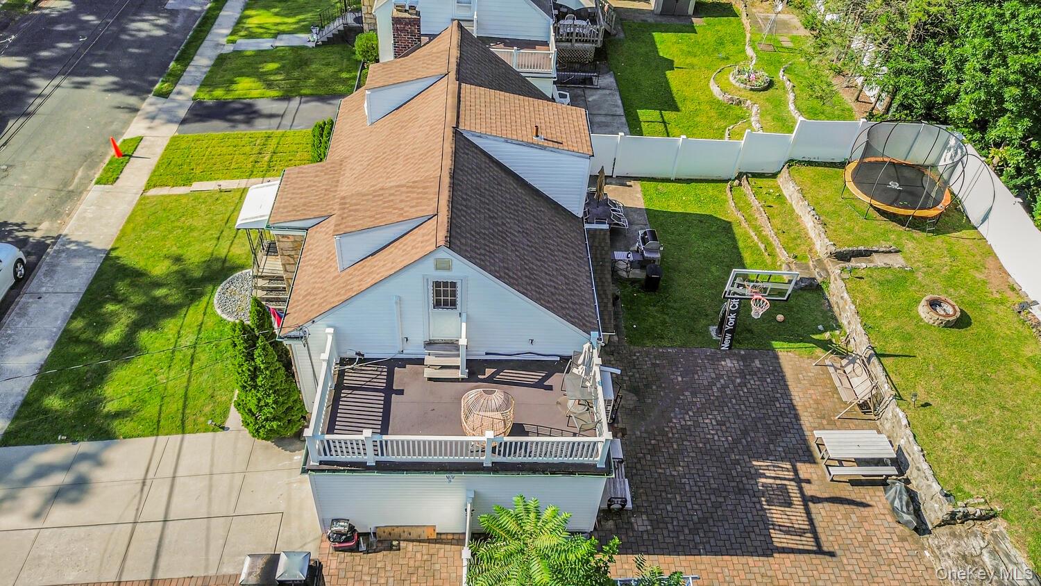 41 Maple Place, Yonkers, NY 10704